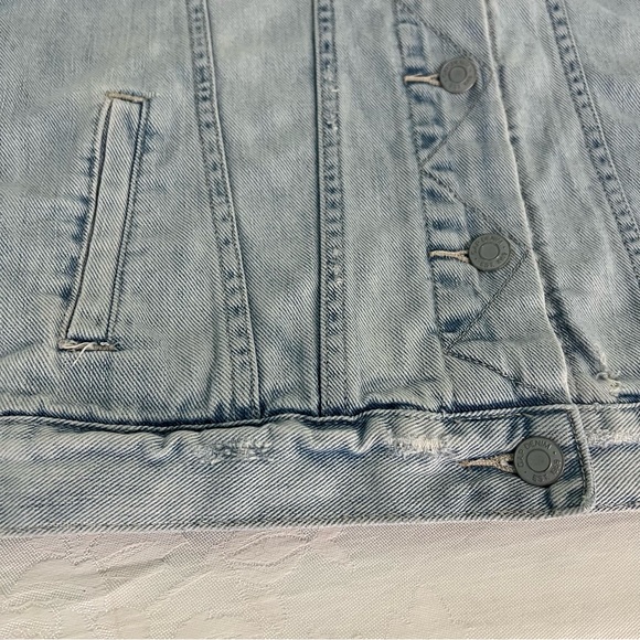 GAP DISTRESSED ICON DENIM JEAN JACKET SIZE SMALL - Picture 9 of 15